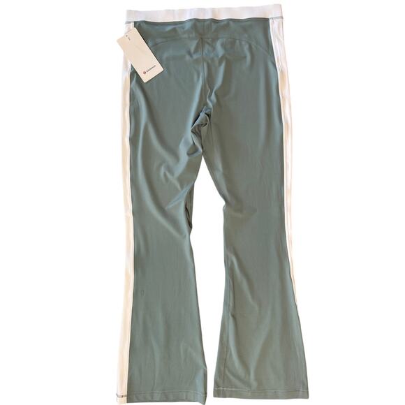 Lululemon Nulu Flared Pant | Crater Blue | Sz 14 | NWT - Picture 7 of 8